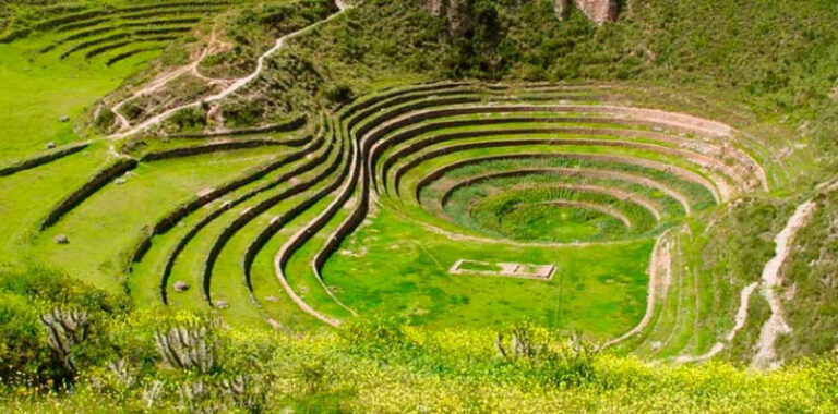 valle-sagrado-con-maras-y-moray